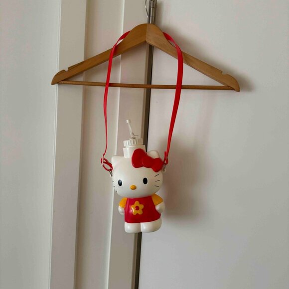 VERY RARE Vintage 1998 Puroland Japan exclusive Hello Kitty water bottle - Picture 2 of 15
